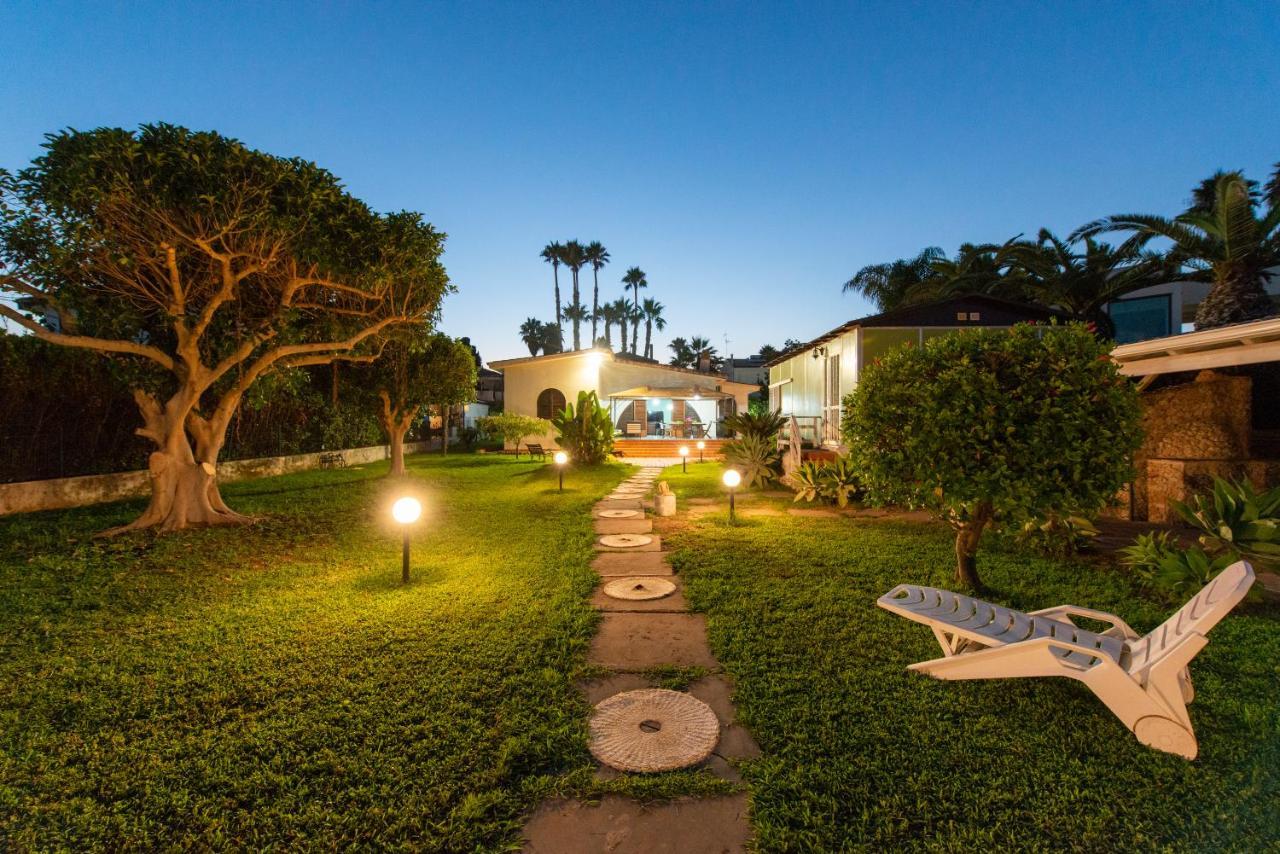 Villa Mary Fontane Bianche Exterior photo