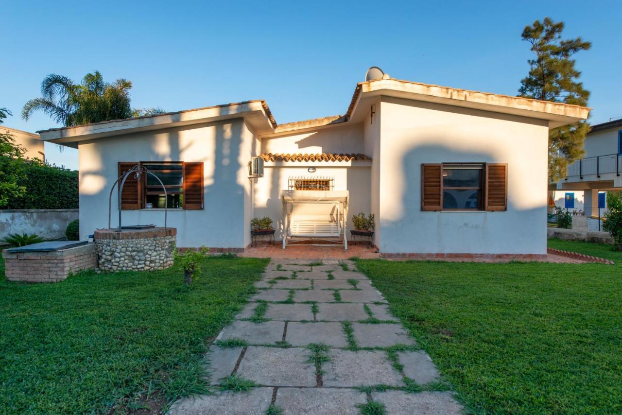 Villa Mary Fontane Bianche Exterior photo